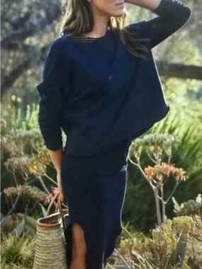 Navy Triple Fleece Donegal Unforgettable skirt by Frank & Eileen